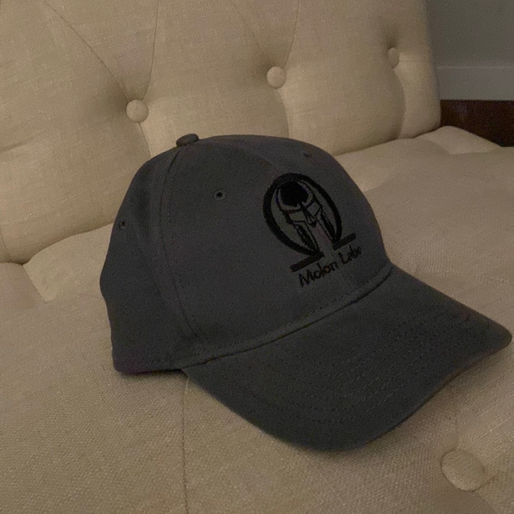 adjustable baseball cap